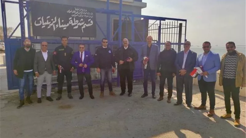 بتروتريد والنصر للبترول يحتفلان بعيد الشرطة ٧٠ داخل موانئ السويس.. بالصور