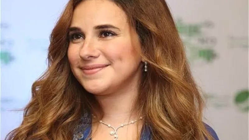 شيري عادل لـ