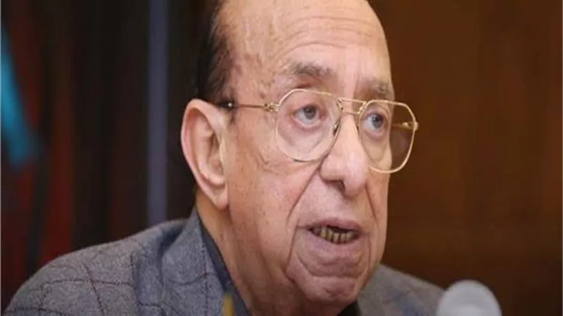 ابنة المخرج جلال الشرقاوى تطالب بالدعاء له