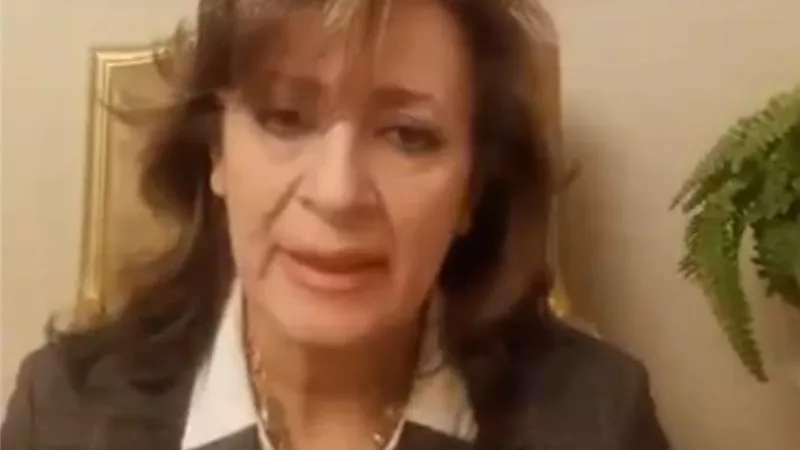 الجلوس بجوار الدفايات وعدم ارتداء الجوارب في المنزل يهدد حياة مريض السكر .. طبيبة أمراض باطنة تحذر