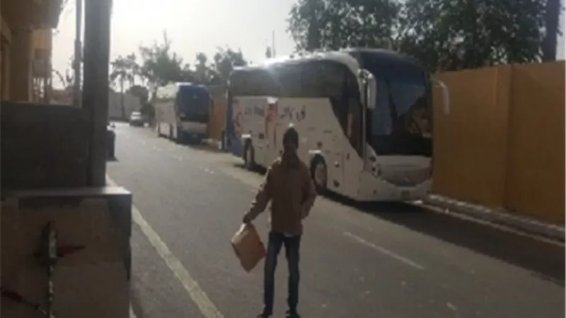 رياح باردة محملة بالأتربة بالأقصر