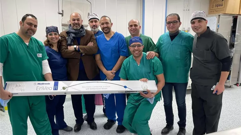 نجاح فريق طبي بمعهد ناصر في إجراء جراحة دقيقة بالقلب لسيدة مسنة
