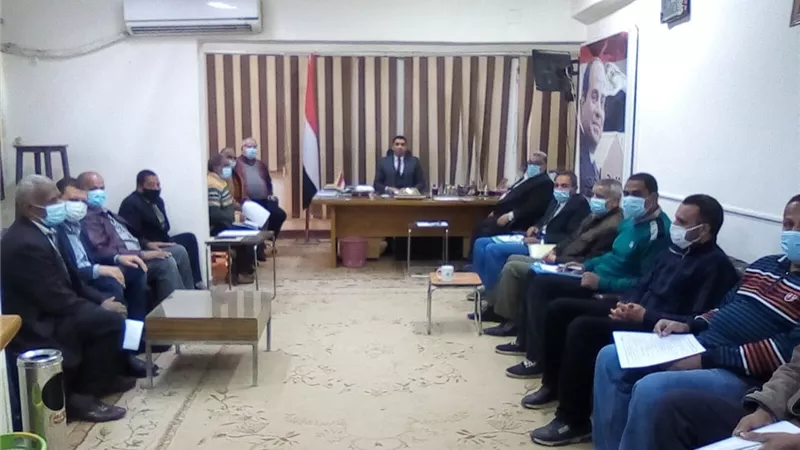 القوى العاملة: توعية المنشأة بسداد مستحقات صندوق الطوارئ للعمال في موعدها بسوهاج
