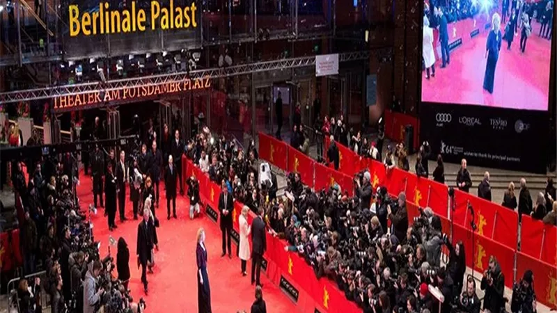 قبل انطلاقه بأسبوعين.. مهرجان برلين السينمائى يعلن إجراء مسحة للصحفيين يوميًا