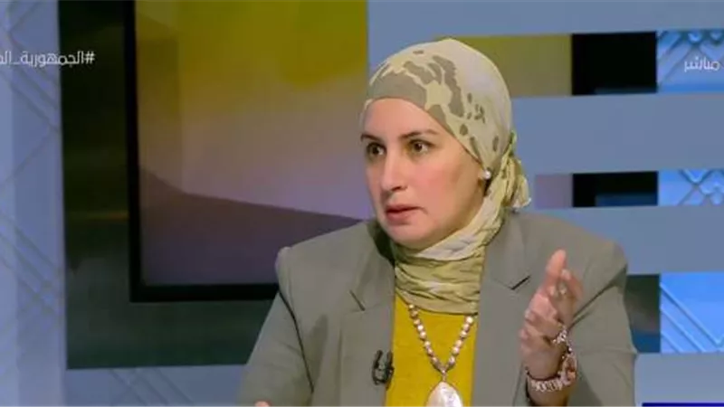 أستاذ بيئة تكشف سبب الشعور بالبرد داخل المنزل أكثر من الخارج.. فيديو