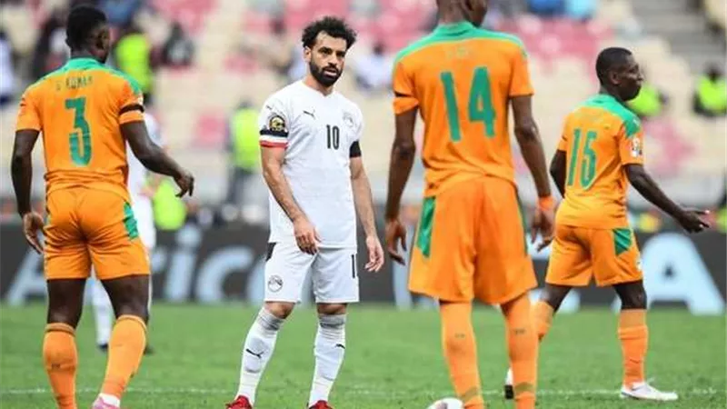 الإيقاف يُهدد منتخب مصر قبل مواجهة المغرب فى الكان