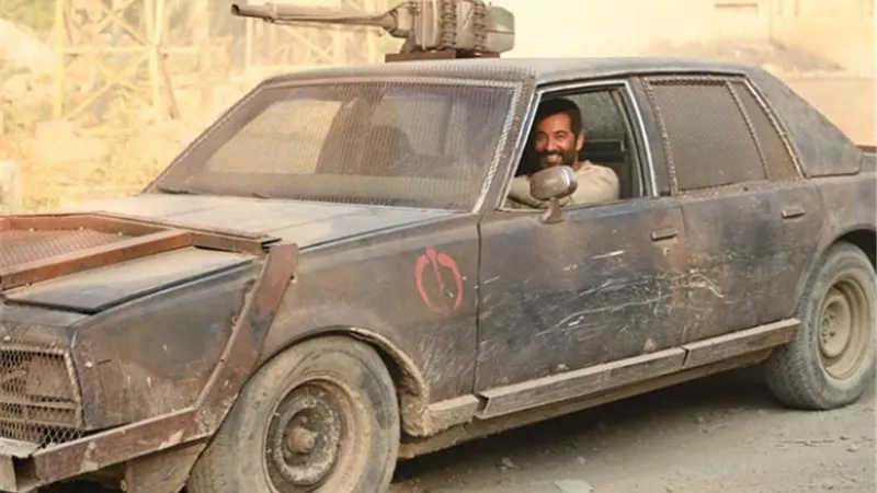 شاهد.. عمرو سعد فى كواليس مسلسله الجديد 