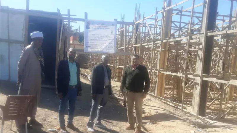 محافظ أسوان : وحدة حياة كريمة تتابع معدلات تنفيذ مشروعات المبادرة الرئاسية