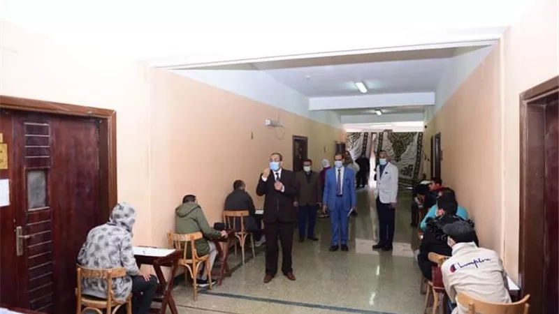رئيس جامعة سوهاج يتابع امتحانات الفصل الدراسي الأول في أسبوعها الاخير