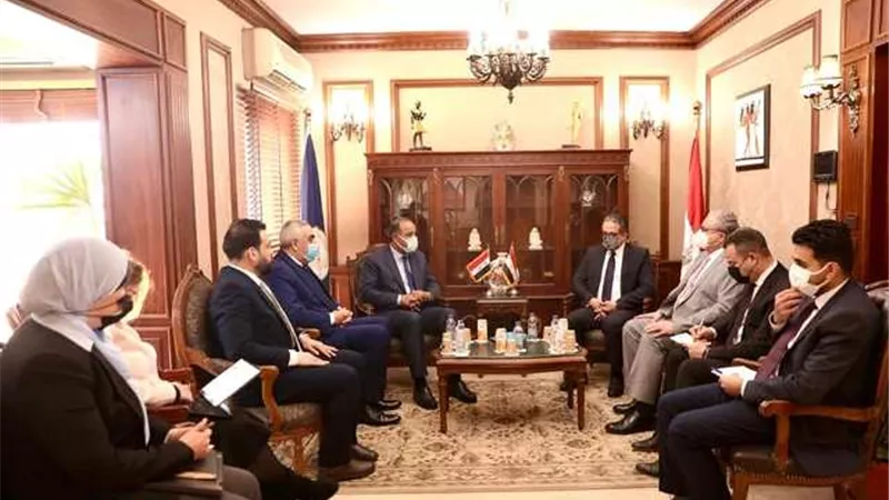 وزير السياحة والآثار يلتقى نظيره العراقي لبحث التعاون بين البلدين .. صور