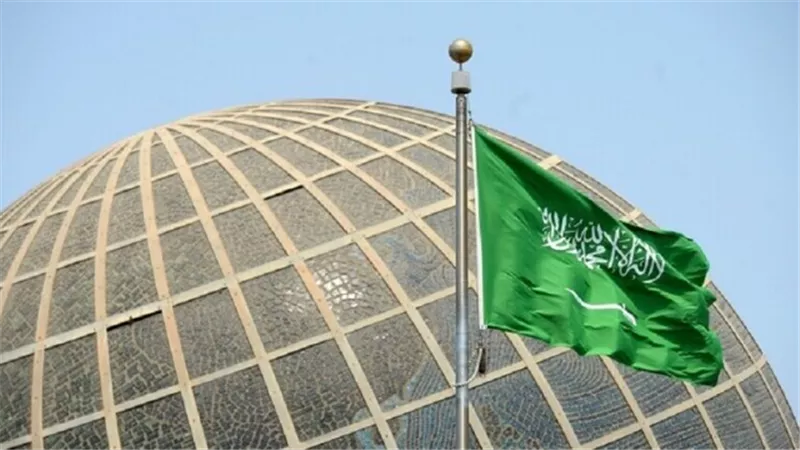 الداخلية السعودية تصدر بيانا بشأن مخالفي أنظمة الإقامة والعمل في المملكة وتحدد العقوبات