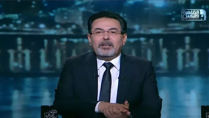 خيرى رمضان يكشف آخر حوار بينه وبين ياسر رزق قبل وفاته وينعيه: 