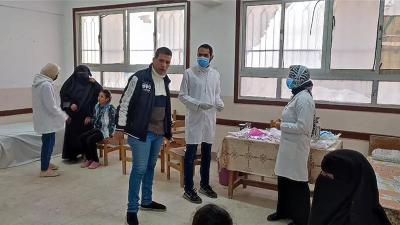قافلة طبية بالتعاون مع مدارس الراهبات للقضاء على التلوث السمعى بالاسكندرية