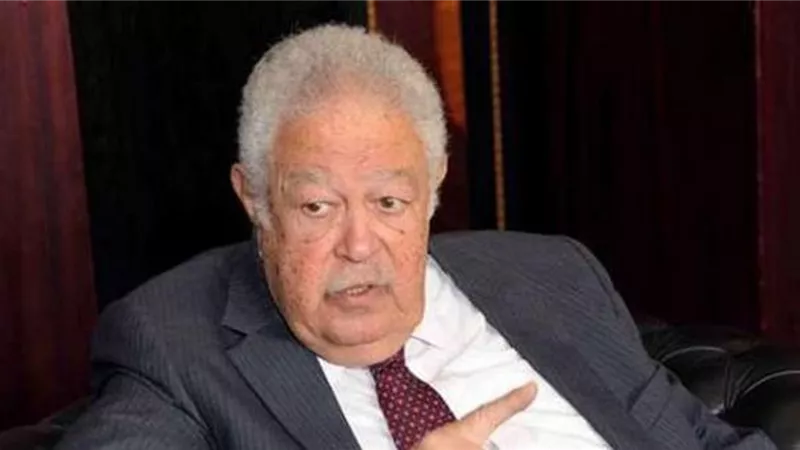 من 3 بنود.. نقيب المحامين يصدر قرارًا بشأن توريد حصة النقابة العامة من رسوم التصديق على العقود
