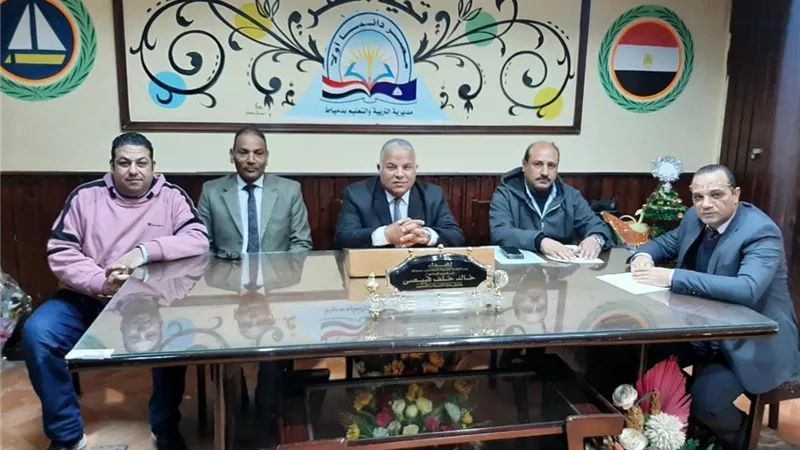 وكيل تعليم دمياط يتفقد لجان إمتحانات الشهادة الإعدادية