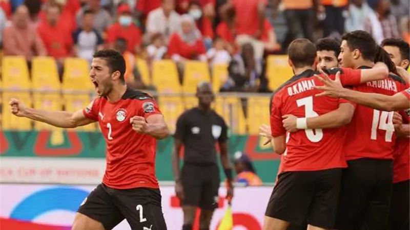 بأقدام صلاح.. مصر تتأهل لنصف نهائى الكان بثنائية فى شباك المغرب