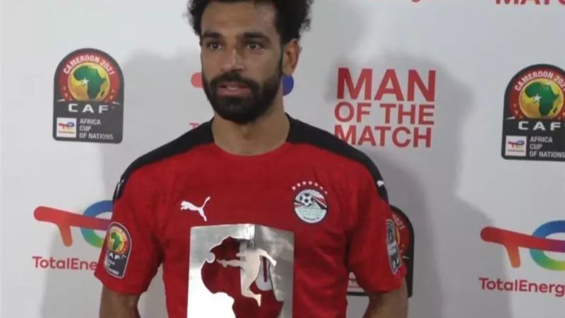 محمد صلاح يتوج بجائزة أفضل لاعب في مباراة مصر والمغرب