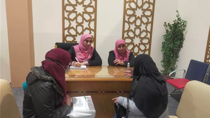 أمين 