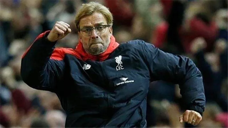 بالفيديو.. يورجن كلوب يحتفل بجنون بالفوز القاتل على توتنهام