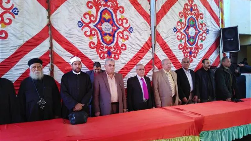 رئيس مدينة أشمون ونائبيه ومدير الادارة التعليمية يشاركون بحفل جريس الاعدادية