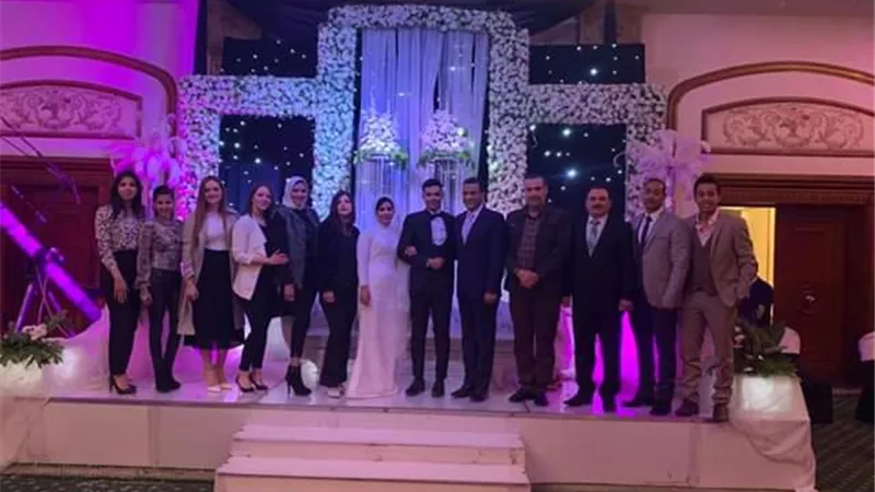 ألف مبروك للعروسين