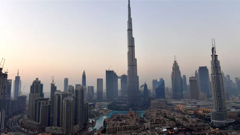 الإمارات تصدر تعديلا جديدا على قانون استقدام أسر العاملين الأجانب