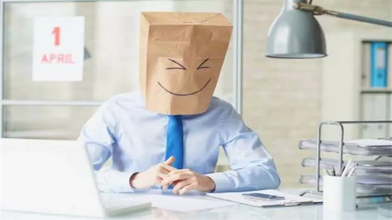 ابتكار أكاذيب وحيل ابريل للمزح والمرح
