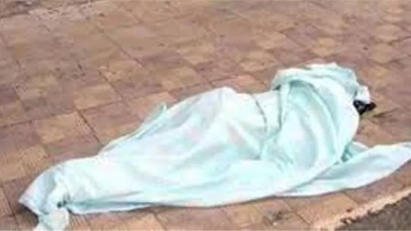 ينبش فى مقابر القرية.. ويلقى بالجثث فى الرياح التوفيقى