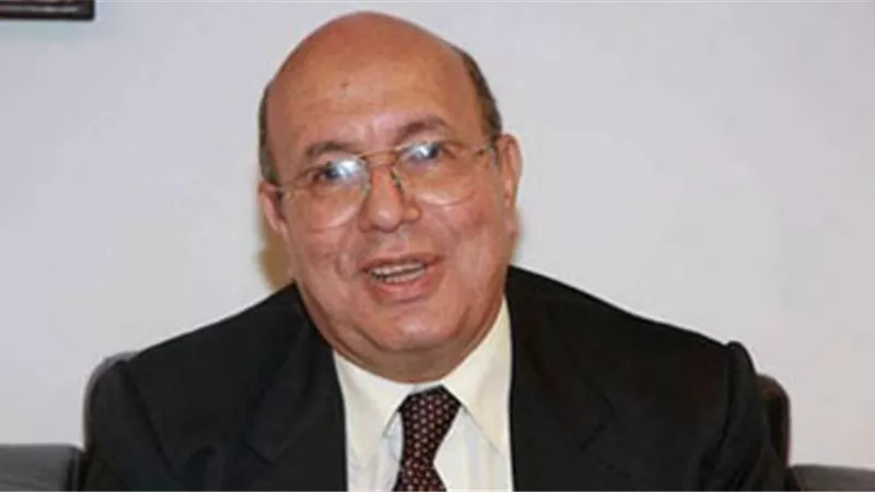 الاربعاء.. قصائد احمد تيمور على المسرح الاوبرا