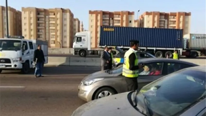 حملات مرورية مكثفة علي الطرق السريعة للحد من الحوادث