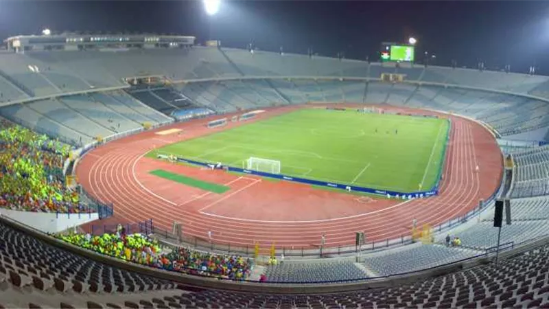 الجبلاية بين نارين .. تطوير الملاعب وتوفير البديل