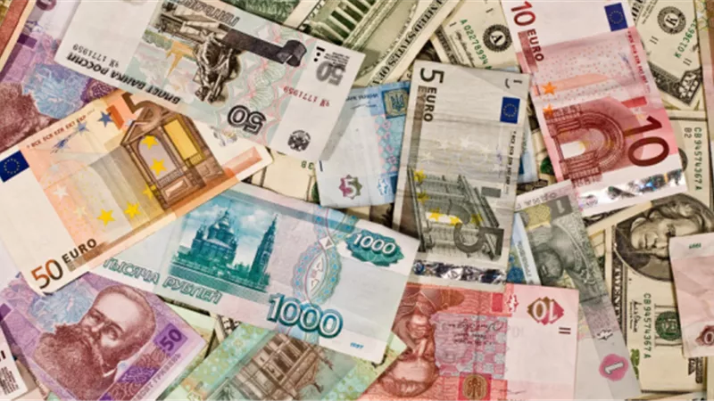 تعرف على اسعار العملات فى مستهل تعاملات الاربعاء