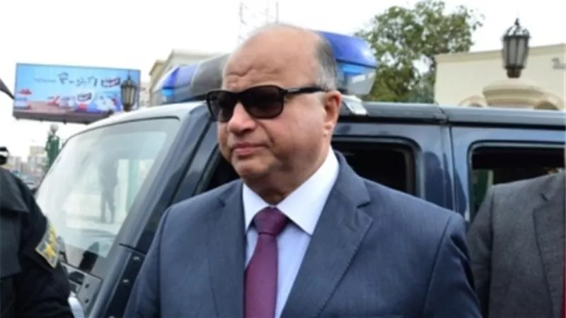 محافظ القاهرة يزور مصابي انهيار عقار بالزاوية الحمراء في مستشفى ناصر