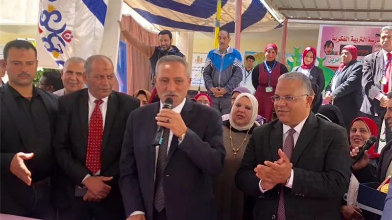 المحافظ يدعم التربية الفكرية بالاسماعيلية ب١٥ الف جنية