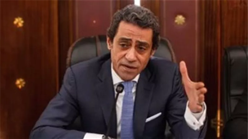مصطفى الجندى : السيسى يتحدث امام قمة البيت الأبيض مع ترامب بلسان العرب والأفارقة