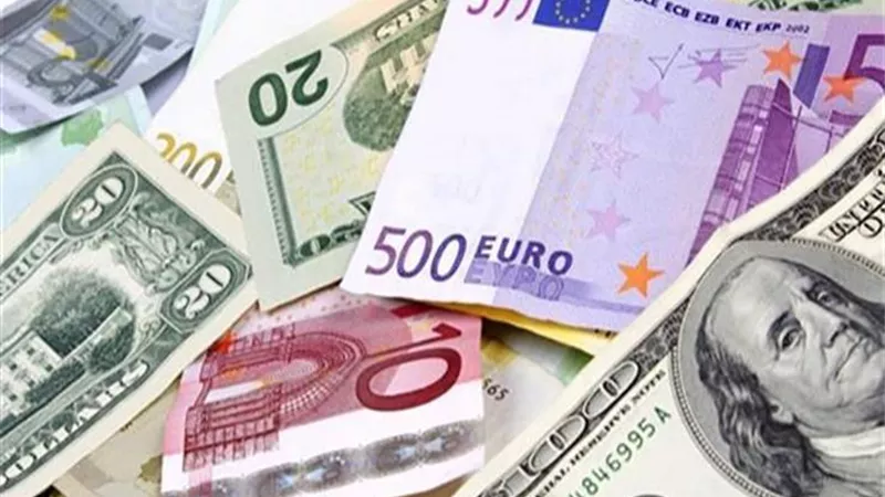 تعرف على اسعار العملات العربية والاجنبية فى مستهل التعاملات الصباحية ليوم الخميس
