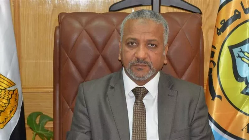 طب ازهر اسيوط تنظم قافلة طبية لتوقيع الكشف الطبي لأهالى البحر الاحمر بالمجان