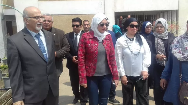 نائب محافظ القليوبية تتفقد زراعات اسطح المدارس بإدارة القناطر الخيرية