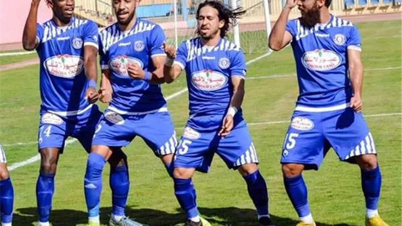 المحافظ يقدم التهنئة لأهالى أسوان بمناسبة صعود الفريق للدورى الممتاز