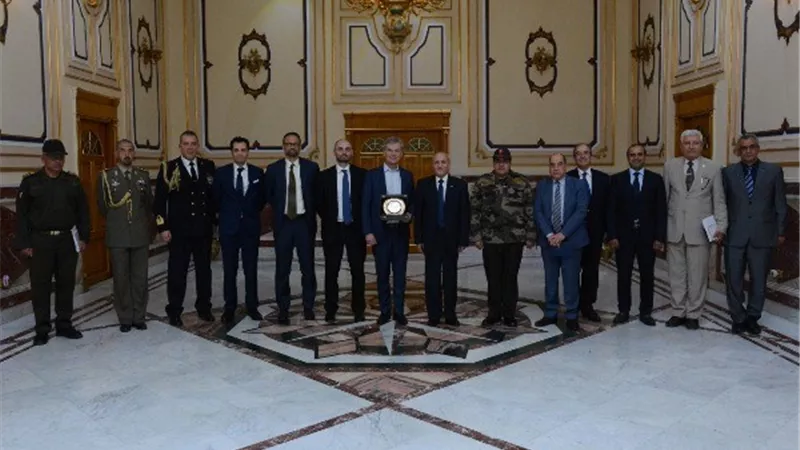 العصار يناقش مع رئيس مجلس إدارة شركة بريتا الإيطالية أوجه التعاون المشترك