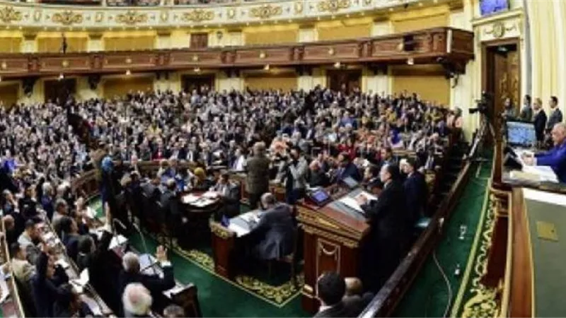 نائب يتقدم بطلب إحاطة بشأن انتشار المطبات العشوائية