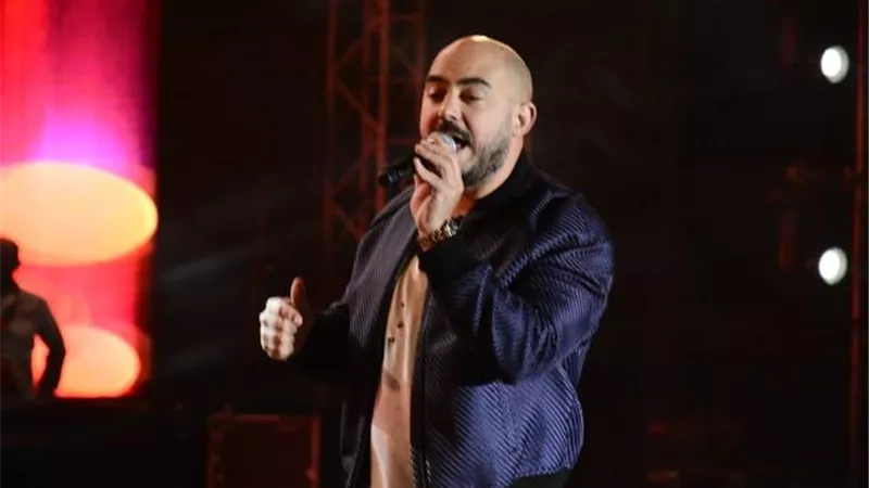 مارسيلو والعسيلي يشعلان الجزء الأول من حفل الأكاديمية البحرية