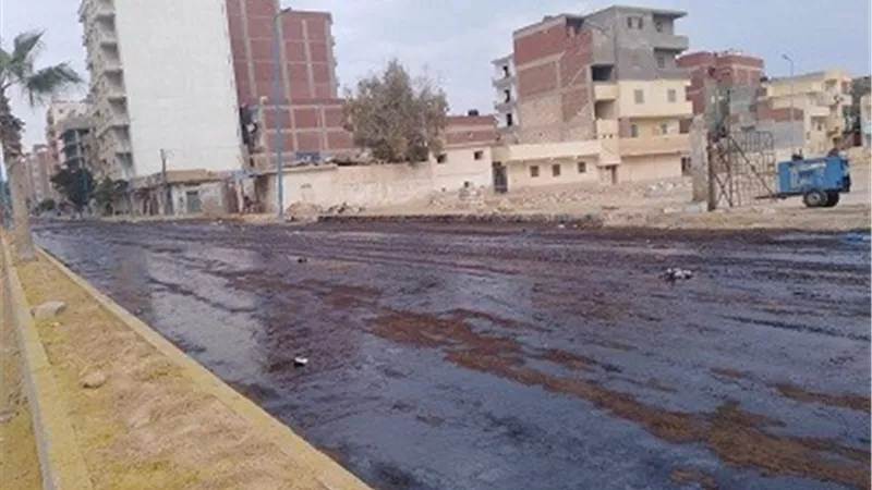بدء أعمال رصف وتوسعة شارع علم الروم بمرسى مطروح