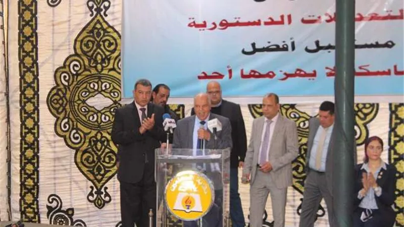 برلماني يشيد بدور المعلمين في دعم التعديلات الدستورية .. صور