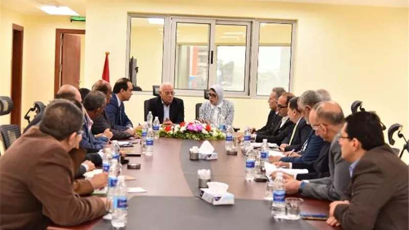 وزيرة الصحة تشيد بالتعاون مع القطاع الخاص لتشغيل مستشفيات التأمين الصحي الجديد