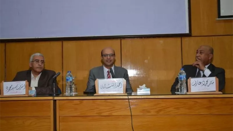 نائب رئيس جامعة أسيوط يشهد افتتاح البرنامج التدريبي للفهرسة الآلية