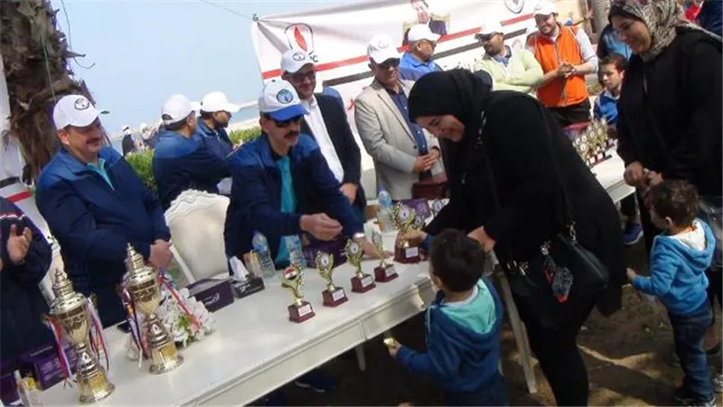 بعد ماراثون للجري بكورنيش الاسكندرية .. ابوقير للبترول كرمت ابناء الشهداء