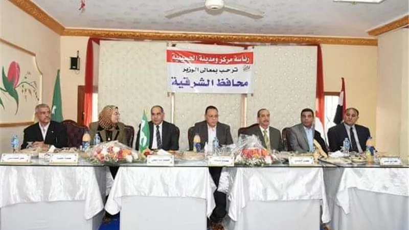 غراب خلال لقائه بالعاملين بالحسينية وصان الحجر ومنشأة أبو عمر : من لم يستطع أن يعمل معنا فليعتذر