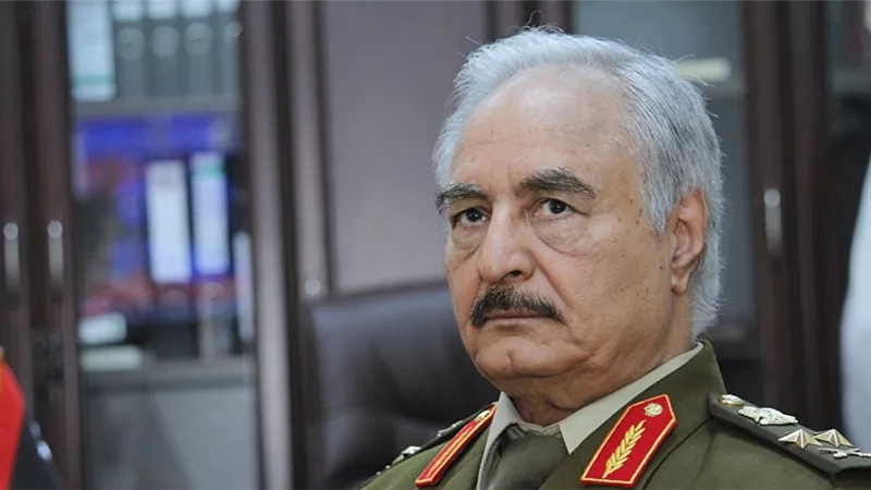 قوات الجيش الليبي بقيادة حفتر تنفي قصفها مطار معيتيقة الدولي