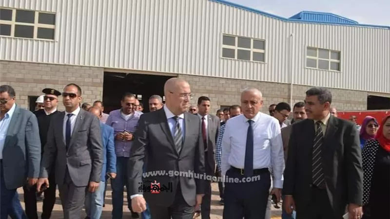 الجزار فى زيارة مفاجئة للعاشر من رمضان